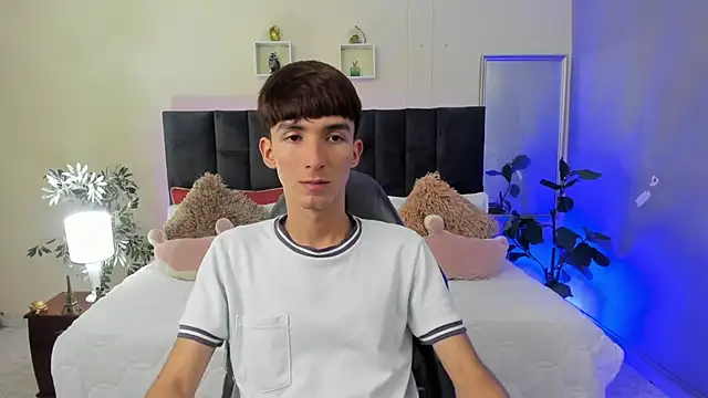Snapshot of Jake_evans chatting on May 11, 1:50 pm Jake evans online show from May 11, 1:50 pm