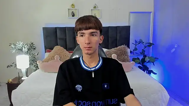 Snapshot of Jake_evans chatting on May 13, 1:41 pm Jake evans online show from May 13, 1:41 pm
