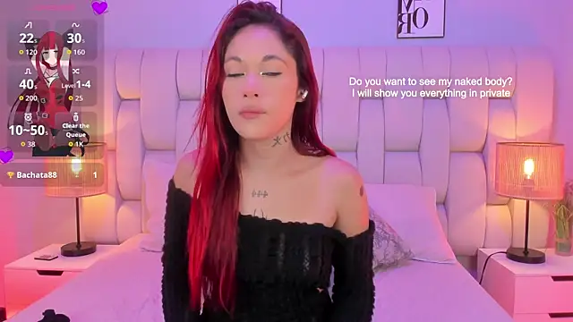 Snapshot of SkinnyFoxy chatting on April 18, 8:09 pm SkinnyFoxy online show from April 18, 8:09 pm