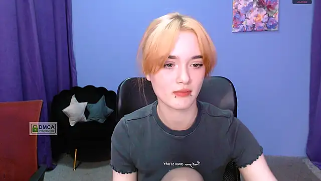 Snapshot of liana_kisses chatting on January 15, 11:08 pm liana kisses online show from January 15, 11:08 pm