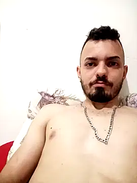 047joaosc online show from December 10, 12:17 am