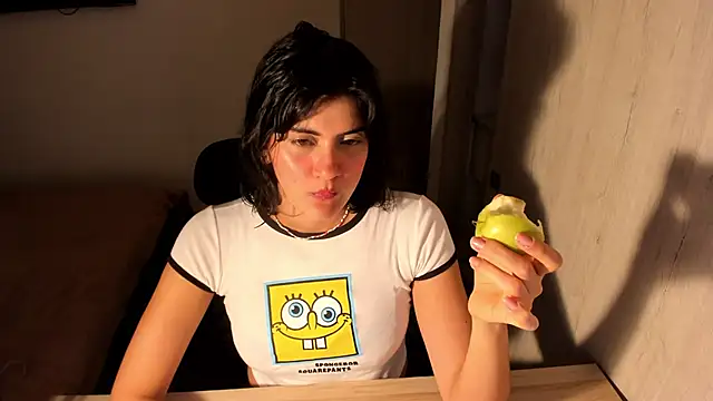 misstoya online show from May 11, 1:55 am