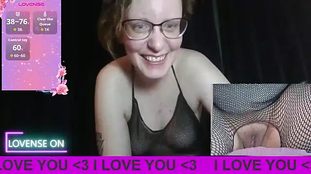 PernillaGirl online show from March 11, 7:20 pm
