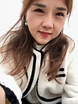 Efangfang online show from December 3, 12:35 am