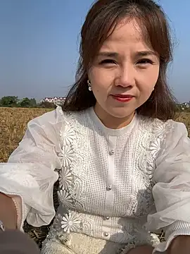 Efangfang online show from December 4, 5:16 am