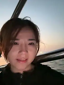 Efangfang online show from December 11, 10:03 am