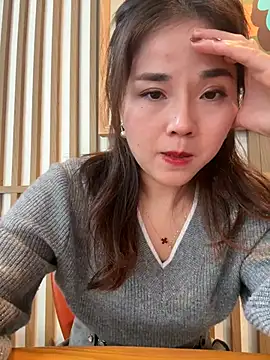 Efangfang online show from December 23, 8:11 am