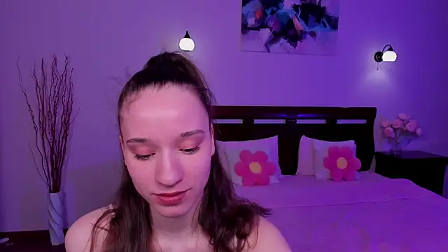 StaceySunny online show from March 10, 5:29 pm