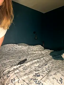 Nina blain online show from October 3, 10:12 am