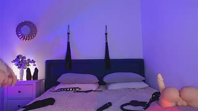SindelDark online show from February 4, 3:47 pm