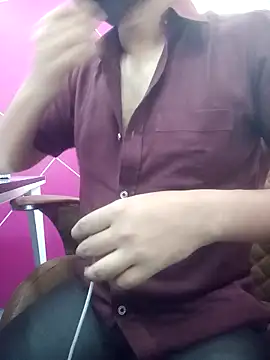 Snapshot of zakly69 chatting on November 2, 8:17 am zakly69 online show from November 2, 8:17 am