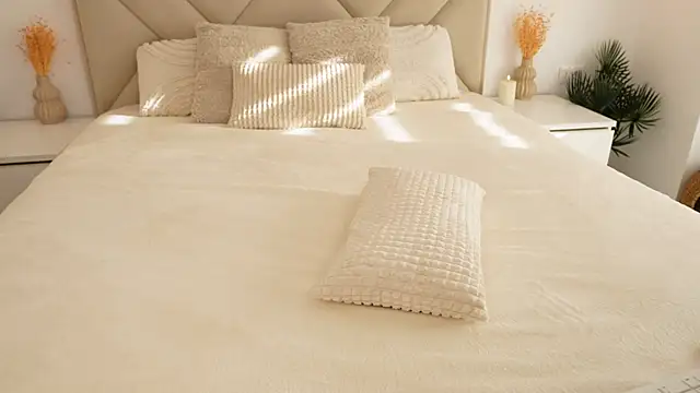 funny to see you here online show from November 26, 11:22 am