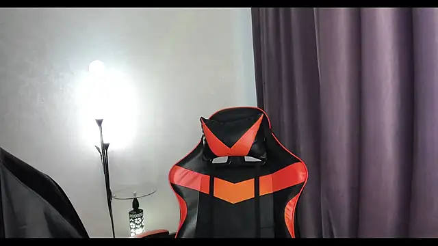 Missykitty01 online show from February 13, 10:22 am