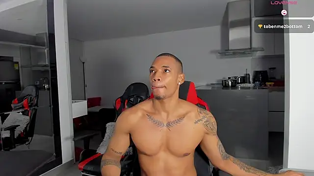 Snapshot of daikokuten_ chatting on March 7, 12:40 am daikokuten online show from March 7, 12:40 am