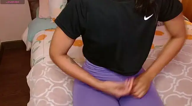 Snapshot of Roussmariehenao chatting on January 30, 10:29 am Roussmariehenao online show from January 30, 10:29 am