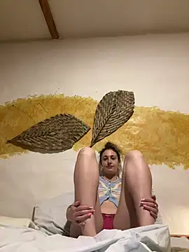 Snapshot of Littlelolo60 chatting on December 27, 12:07 am Littlelolo60 online show from December 27, 12:07 am