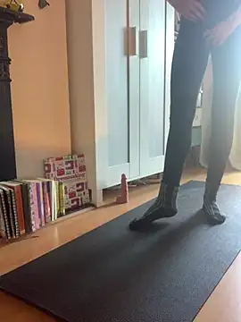 Snapshot of Littlelolo60 chatting on February 26, 9:42 am Littlelolo60 online show from February 26, 9:42 am