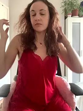 Snapshot of Littlelolo60 chatting on March 10, 9:10 am Littlelolo60 online show from March 10, 9:10 am