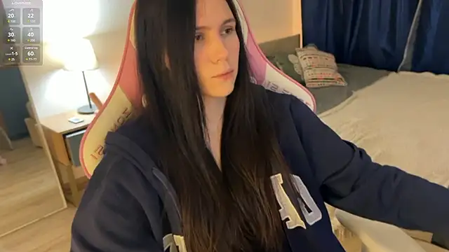 jennetdoll online show from February 13, 6:38 pm