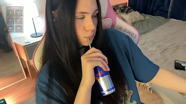 jennetdoll online show from February 17, 2:26 pm