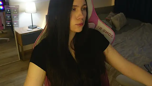 jennetdoll online show from February 20, 1:40 pm