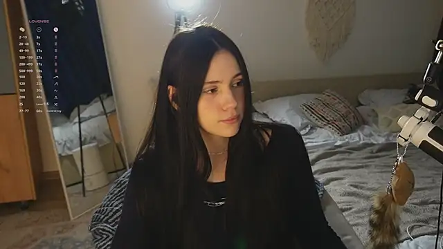 Snapshot of jennetdoll chatting on April 1, 6:27 pm jennetdoll online show from April 1, 6:27 pm