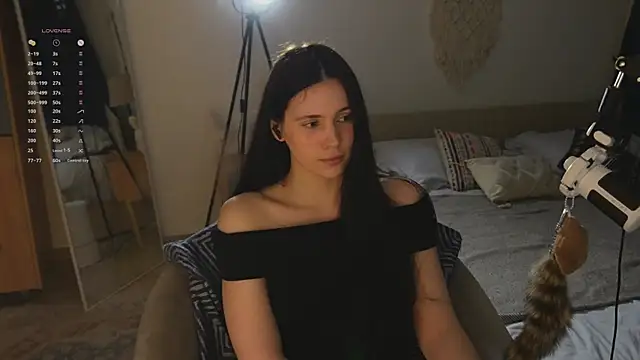 Snapshot of jennetdoll chatting on April 2, 6:38 pm jennetdoll online show from April 2, 6:38 pm