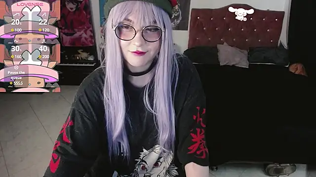 Avril2001 online show from December 11, 2:30 am