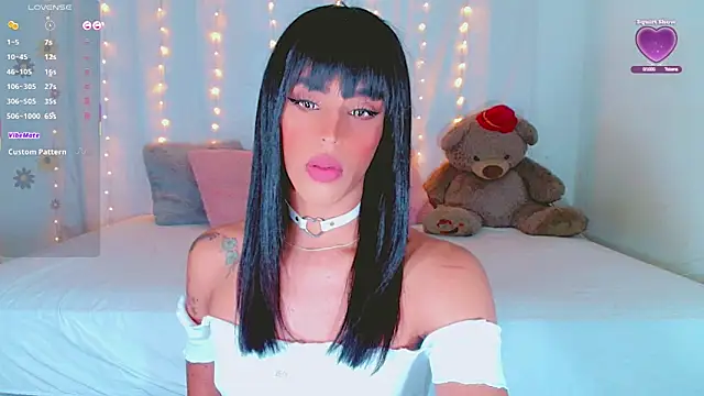 Snapshot of AlanaBekeer chatting on January 8, 9:06 pm AlanaBekeer online show from January 8, 9:06 pm