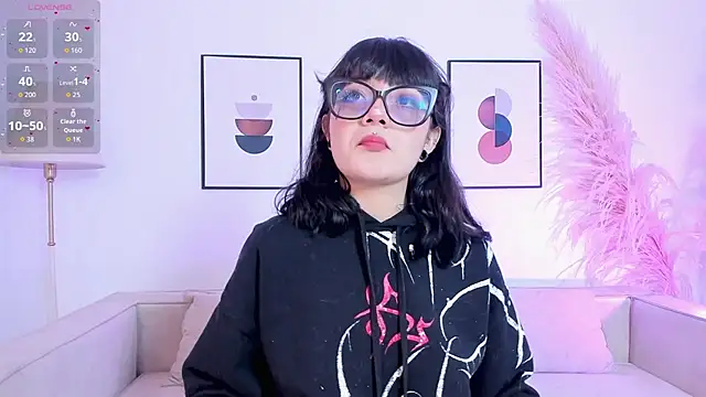 Snapshot of Sweet_Namii chatting on October 14, 7:47 pm Sweet Namii online show from October 14, 7:47 pm