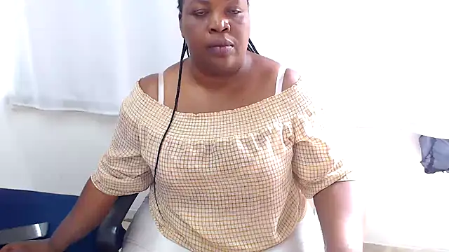 Snapshot of xlover35 chatting on December 17, 6:56 am xlover35 online show from December 17, 6:56 am