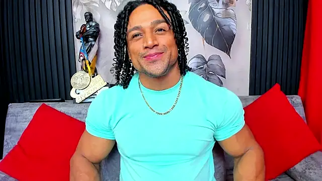 MikeEstevess online show from October 13, 2:11 am