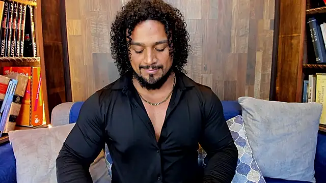 MikeEstevess online show from May 4, 2:40 am