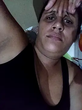 Snapshot of Andreita_95 chatting on October 15, 10:10 pm Andreita 95 online show from October 15, 10:10 pm