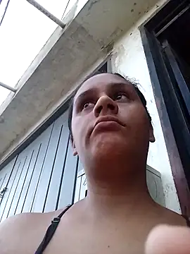 Snapshot of Andreita_95 chatting on October 16, 10:33 pm Andreita 95 online show from October 16, 10:33 pm