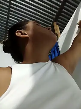 Andreita 95 online show from December 2, 2:39 am