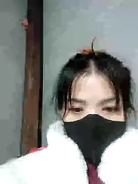 Snapshot of tara_0000 chatting on January 3, 6:44 am tara 0000 online show from January 3, 6:44 am