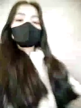 Snapshot of tara_0000 chatting on January 8, 8:06 am tara 0000 online show from January 8, 8:06 am