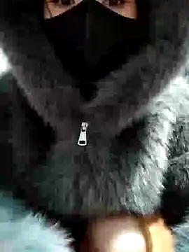 Snapshot of tara_0000 chatting on February 18, 5:09 am tara 0000 online show from February 18, 5:09 am