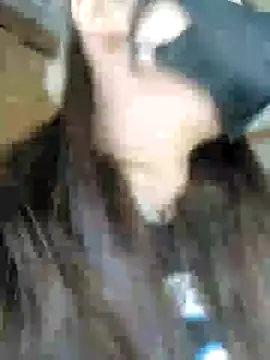 Snapshot of tara_0000 chatting on February 25, 7:09 am tara 0000 online show from February 25, 7:09 am