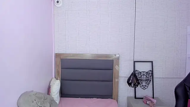 Snapshot of Kittytimberlake chatting on January 10, 2:34 pm Kittytimberlake online show from January 10, 2:34 pm