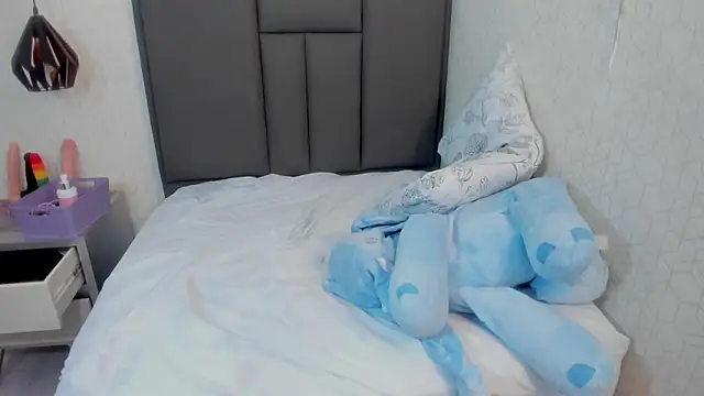 Snapshot of Kittytimberlake chatting on March 1, 11:15 pm Kittytimberlake online show from March 1, 11:15 pm