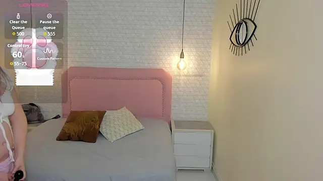 Kittytimberlake online show from May 8, 1:16 pm