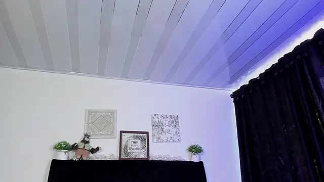 aihnoa split online show from March 1, 6:54 pm