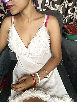 REVA DARLING online show from February 7, 6:28 am