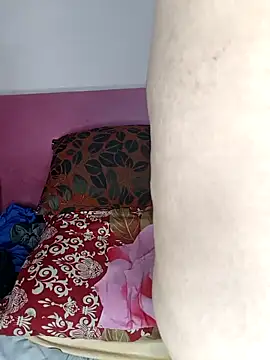 Snapshot of Rihaamm chatting on January 10, 8:48 pm Rihaamm online show from January 10, 8:48 pm