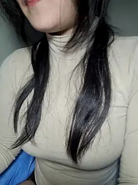 Athena20001 online show from February 25, 8:30 pm