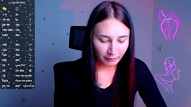 Jennifer Blum online show from October 3, 5:10 pm