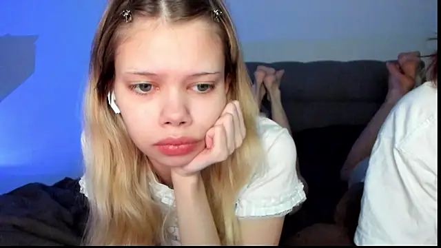 chansetolove online show from February 18, 10:38 am