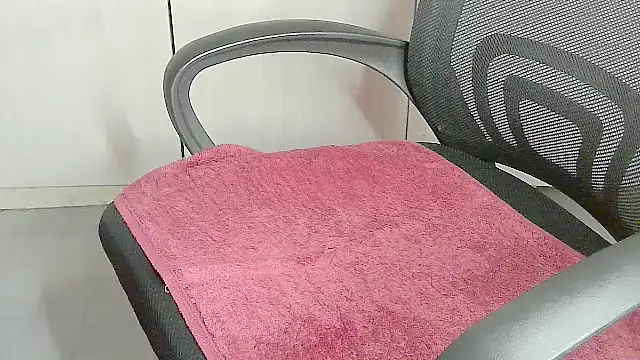 Destiny Desire online show from May 10, 1:44 am